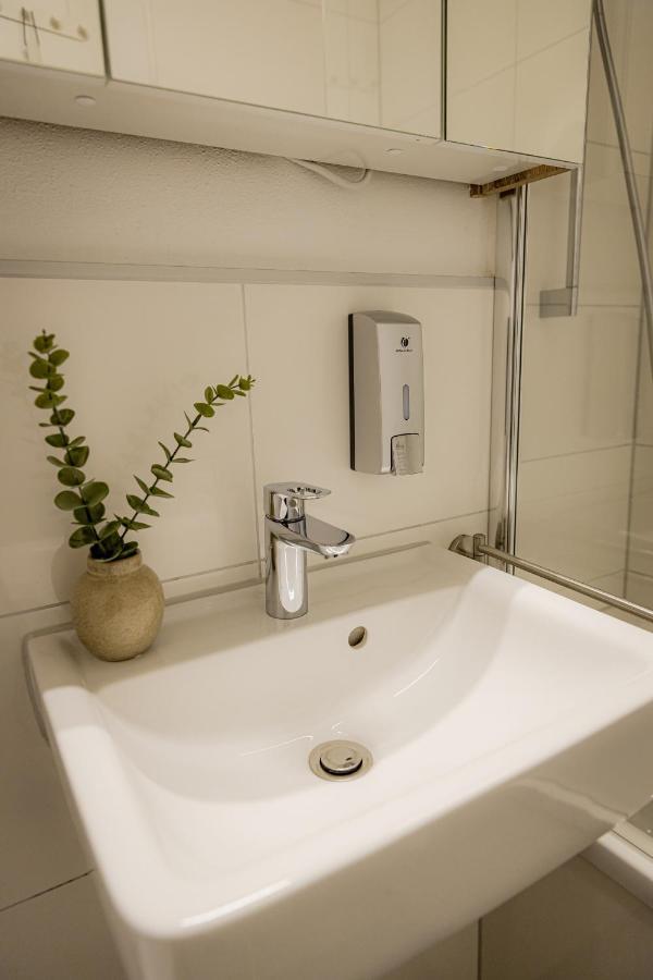 !Goldpath! Passau - Spitalhof I Modern I Wlan I Kueche I Balkon I Smarttv Mit Wipu Apartamento Exterior foto